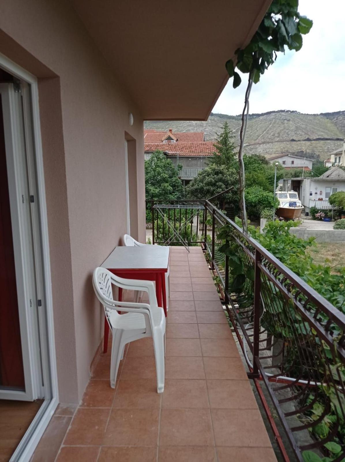 Apartments By The Sea Grebastica, Sibenik - 4881 Baselovici Exterior foto